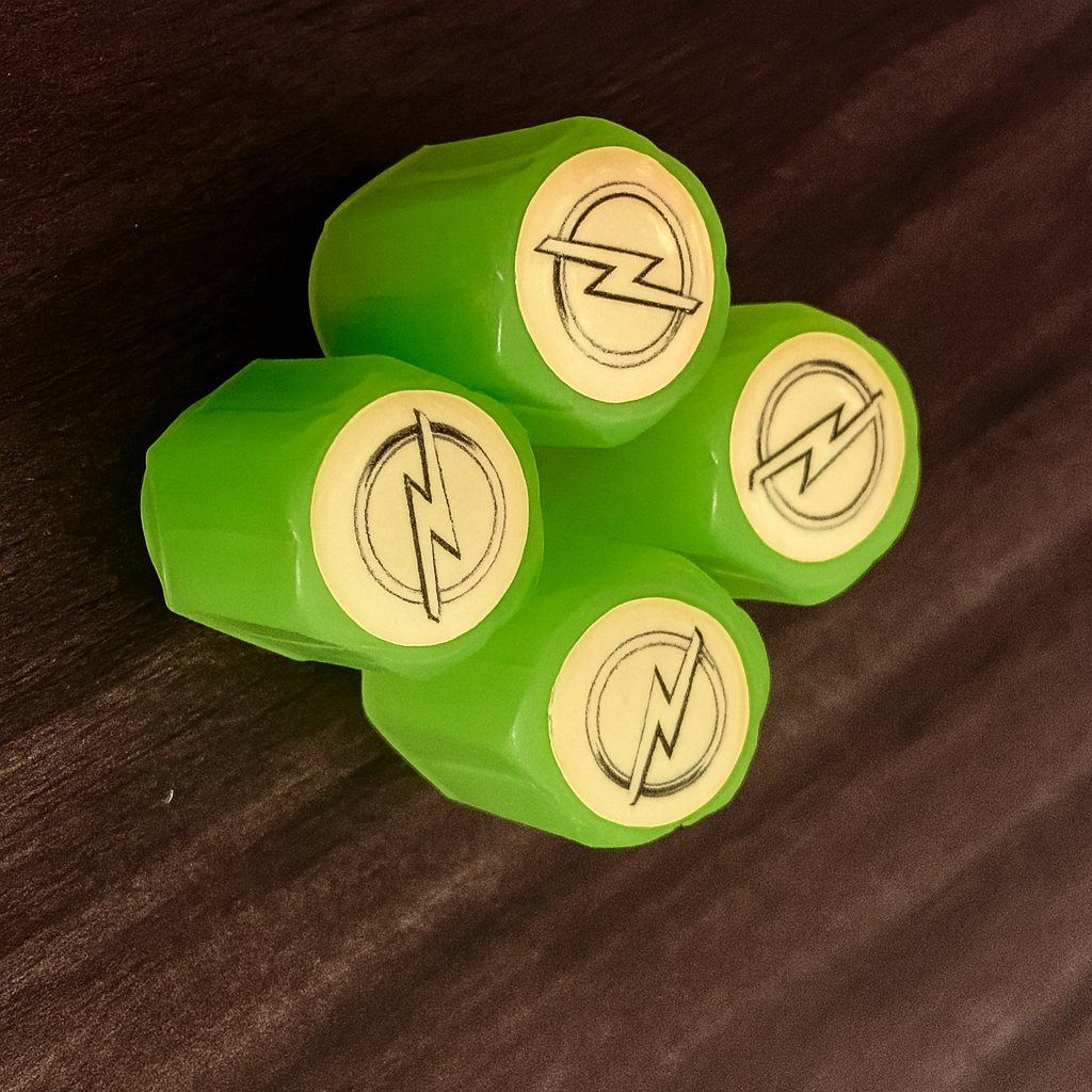 Sada 4 Fosforeskujících Krytek Na Kola S Logem