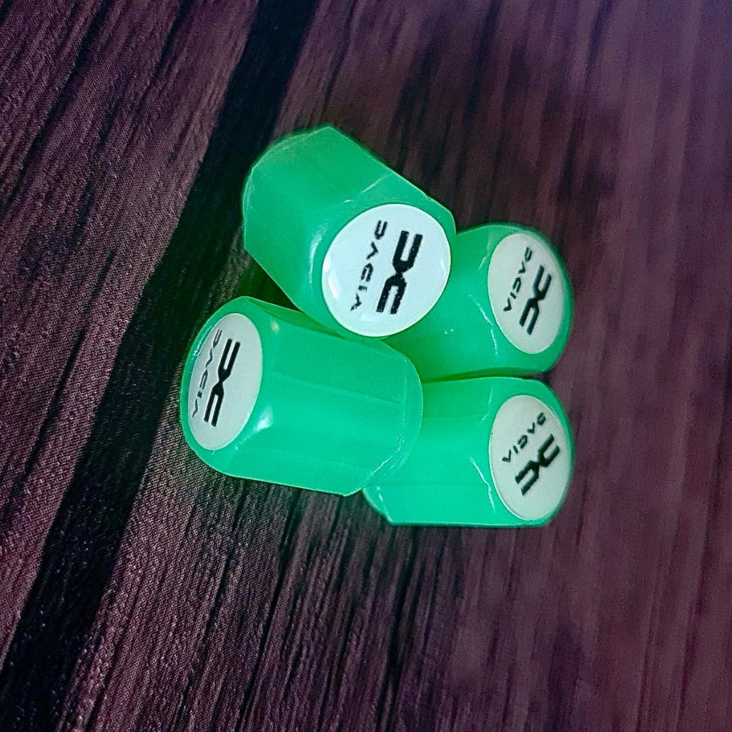 Sada 4 Fosforeskujících Krytek Na Kola S Logem