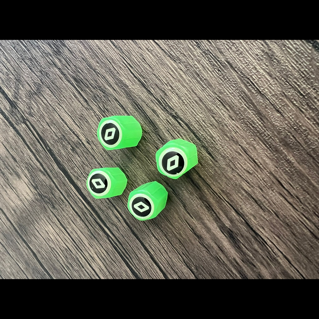 Sada 4 Fosforeskujících Krytek Na Kola S Logem